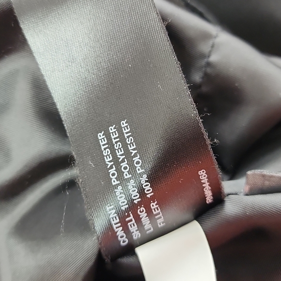 Axcess Men's black zip up jacket. Medium - Picture 7 of 7